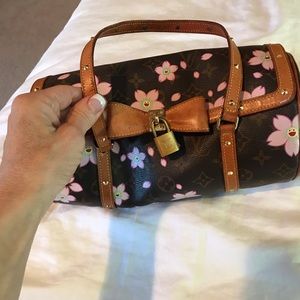 100% AUTHENTIC Louis Vuitton monogram cherry blossom Papillon